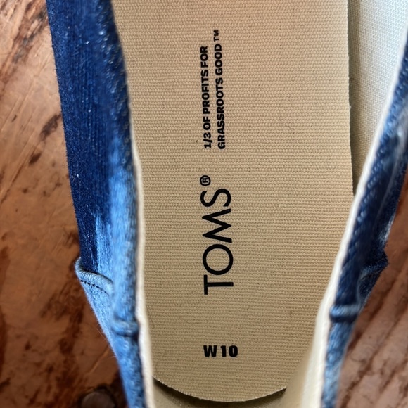 Toms canvas shoes - Picture 5 of 5